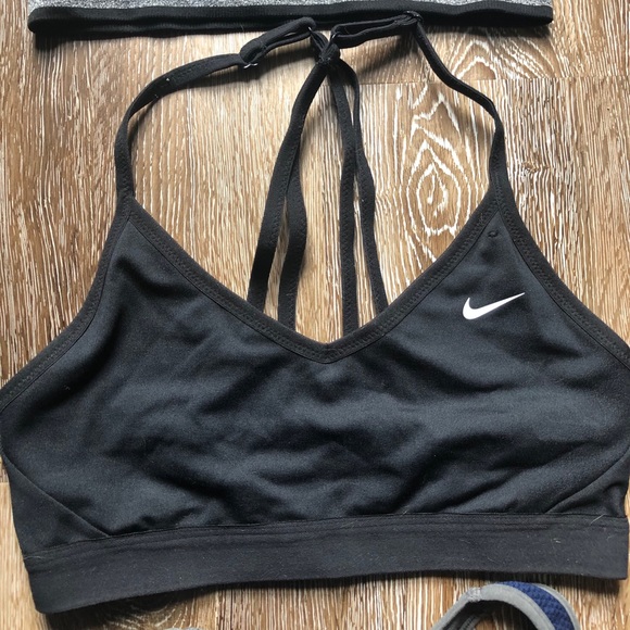 Sports bra bundle - Picture 2 of 4